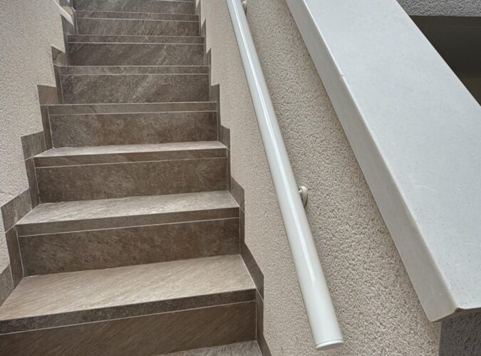 C4F403DA-F790-4DDA-A895-E25699596472